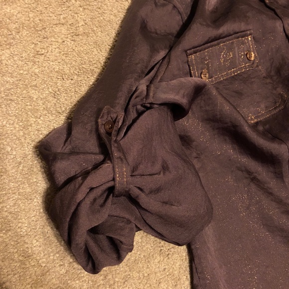 CK Metallic Button down - Picture 5 of 7